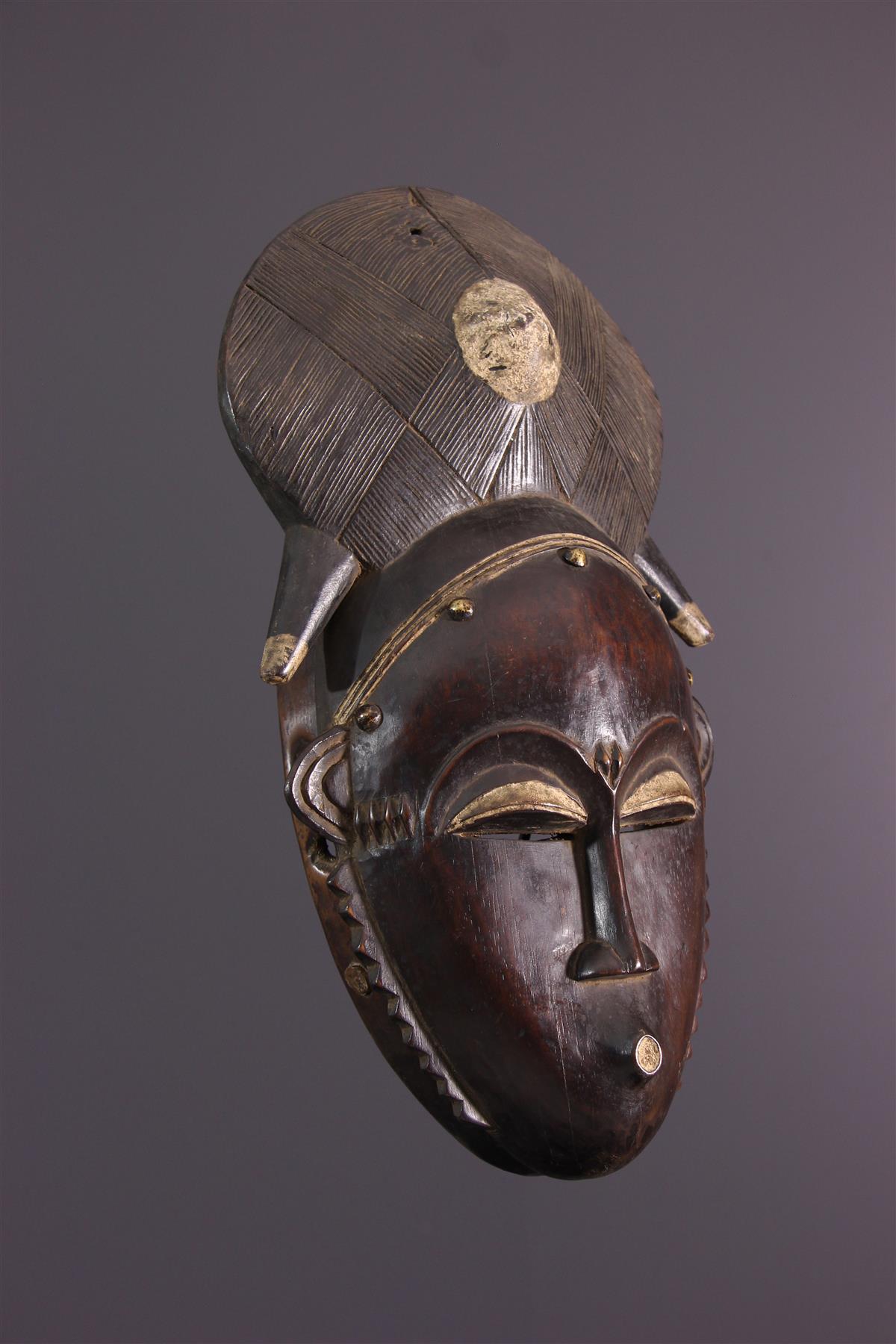 DAY 4: YAMOUSSOUKRO – ABIDJAN