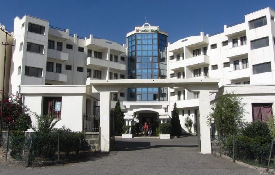 Sarina Hotel