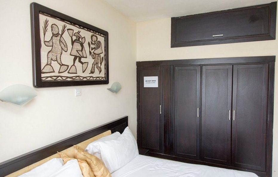 Sierra Light House Hotel